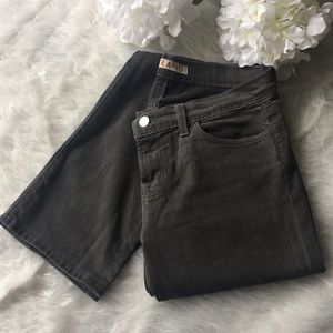 ⬇️J BRAND low rise Cigarette leg Ghost size 28